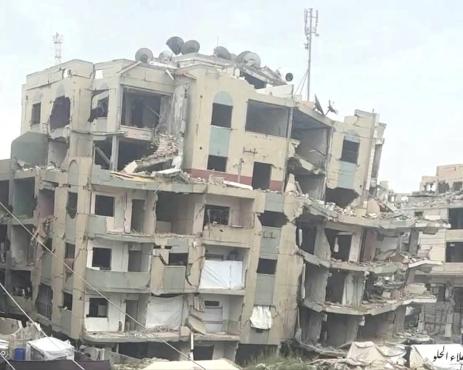 العمارة السكنية التي انهارت في حي الرمال غربي مدينة غزة